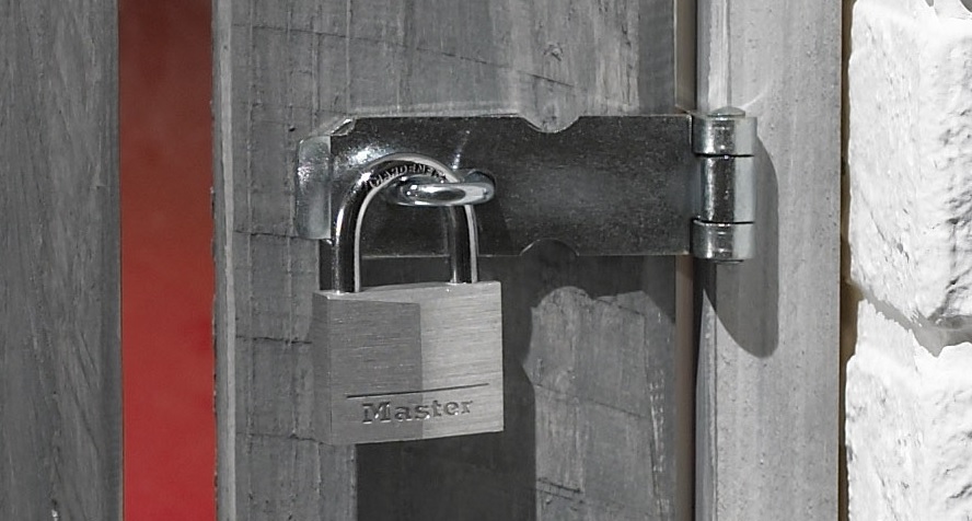 Verstärktes Türschloss (keine Schiebetür) - Passive Sicherheit - Sicherheit  & Schutz